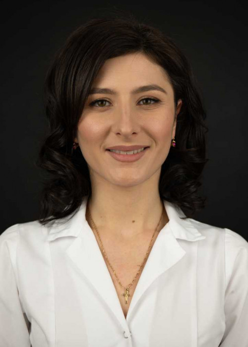Dr. Osman Daniela